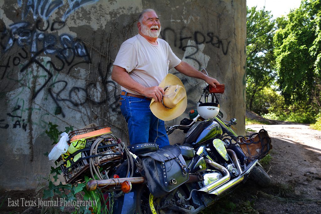 Last Cowboy on the Bankhead, Press follows Truitt tour into Texas*