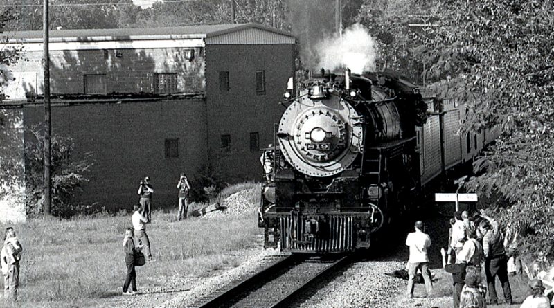 #819 Cotton Belt Star Train