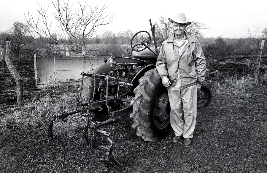 John D. Wright's family were Oklahoma loggers who'd found work for their mules in the Rusk County oilfields when the Talco strike came. His father immediately moved operations to Talco where Mr. Wright built his excavation business.
