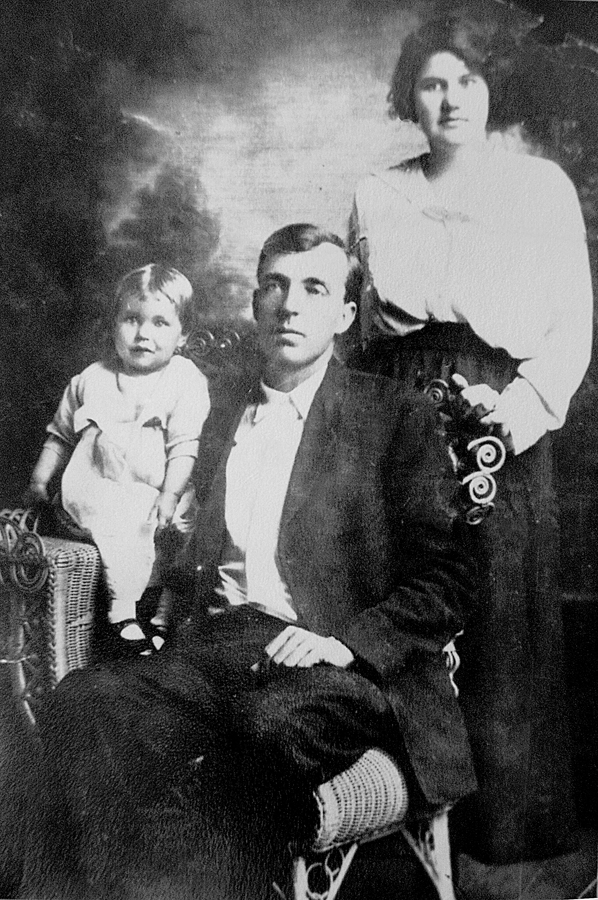 Buck and Gussie Blalock with Daughter Rose, born in 1920