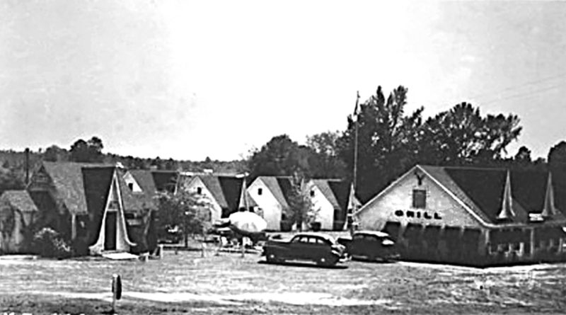 Y Courts and Grill 1940s at Hughes Springs, Texas