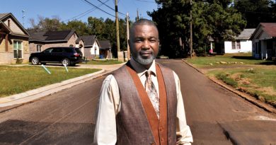 Mayor Tracy Craig on 8th Street