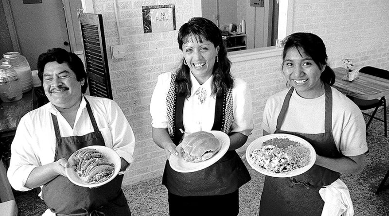 Taqueria Miramar Staff